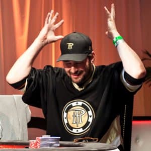 Here We Go Again: Phil Hellmuth Makes Final 15 of WSOP $3K NLHE Six-Max