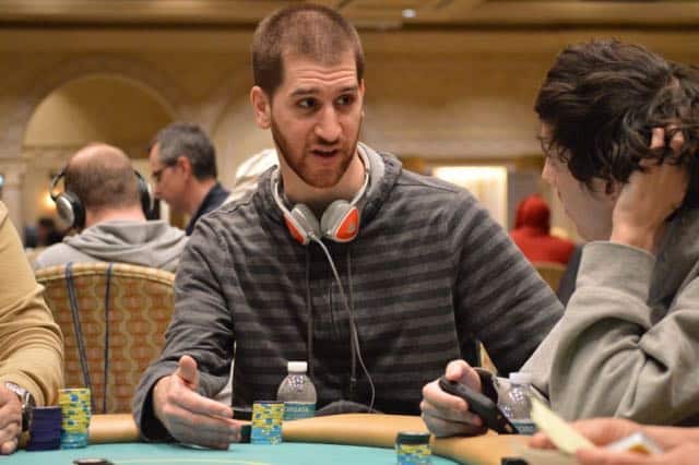 WSOP: Mike Azzaro Keeps His Summer Hopes Alive By Playing The Long Game