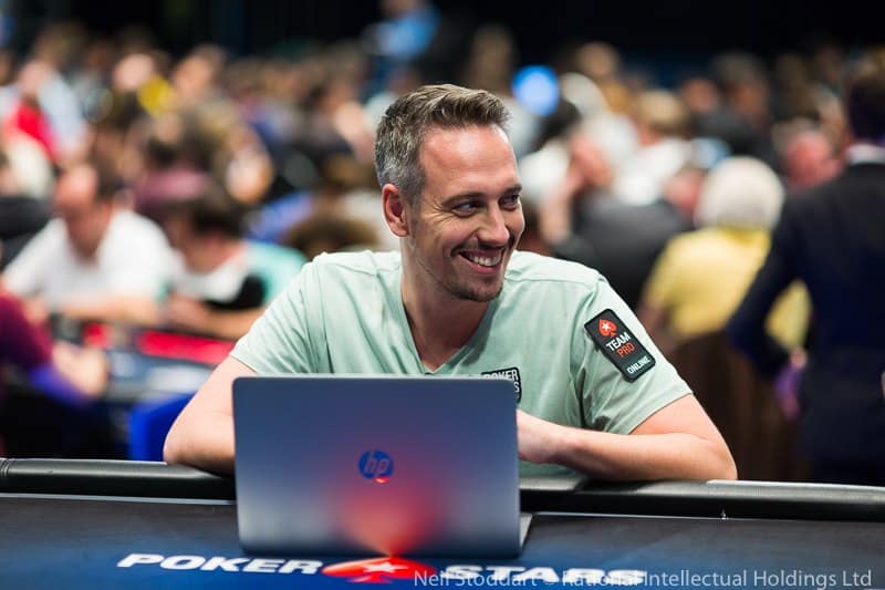 SUNDAY MAJORS: Lex Veldhuis Streams His Way to Sunday Warm-Up Win