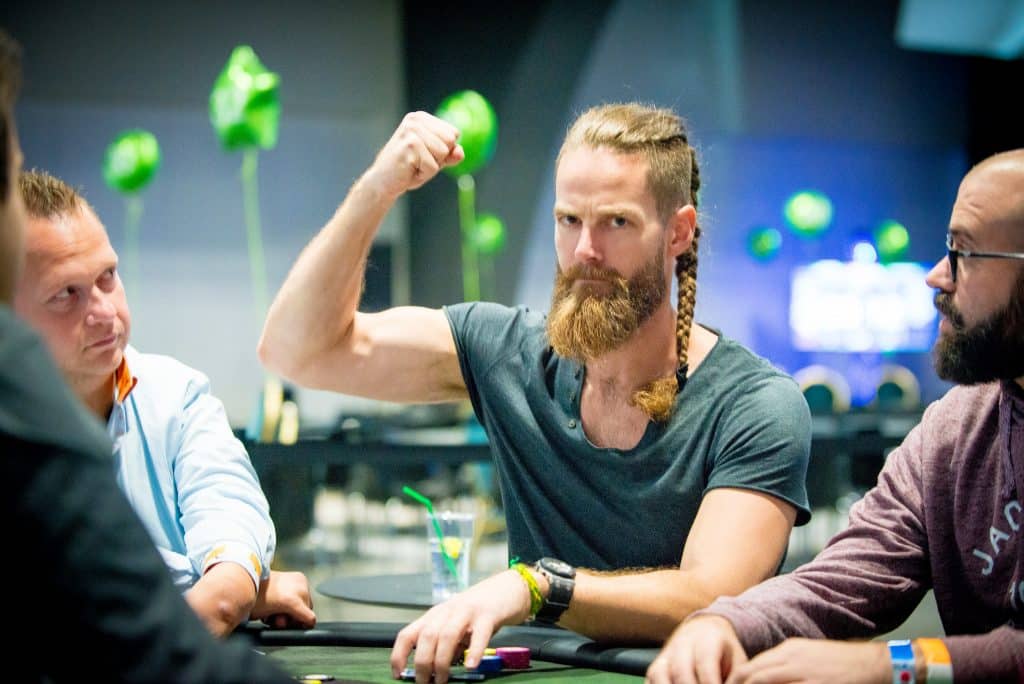 SUNDAY MAJORS: Steven van Zadelhoff Ships Sunday High Roller