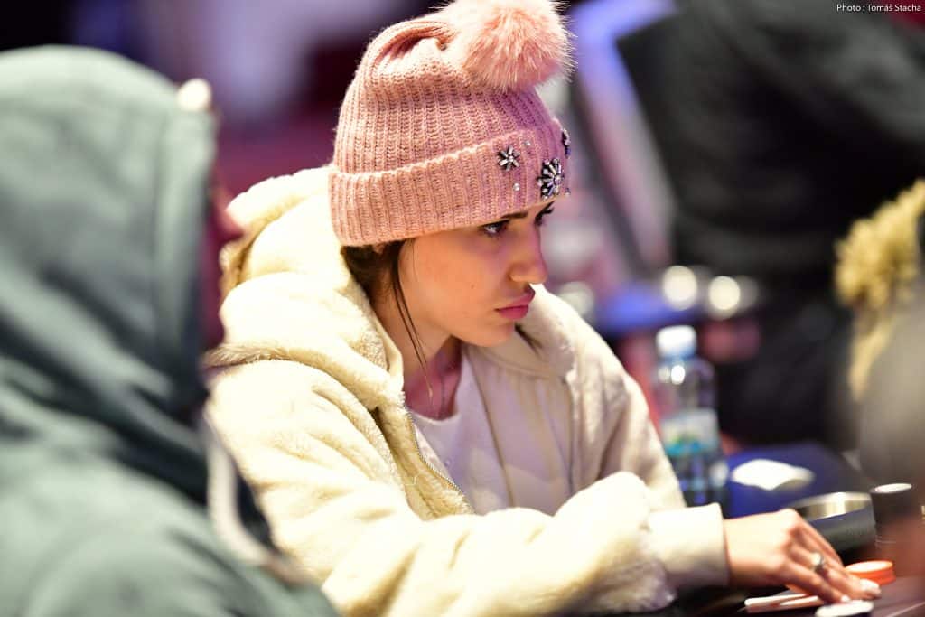 WSOP: Malikeh Jamali Beats the Pros to Win $239K, WSOP Bracelet