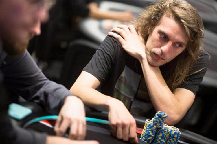 &#8216;Giraf&#8217; Returns To Online Poker&#8217;s Top Five, Leads Rankings Risers