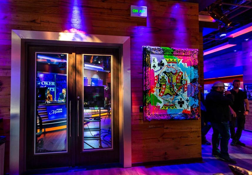 PokerGO Studio Doors